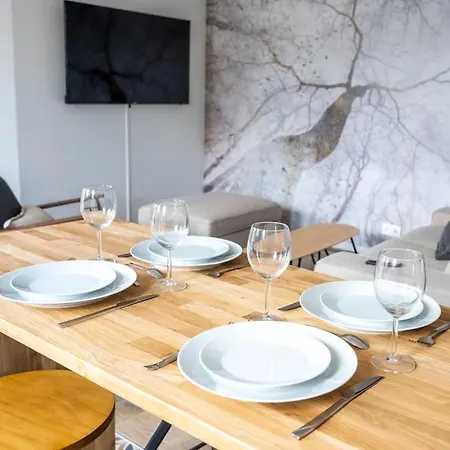 Apartamento Triplex De Qualite, Quartier Calme
