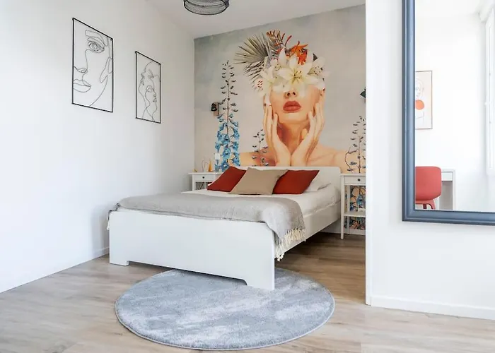 Apartment Triplex De Qualite, Quartier Calme