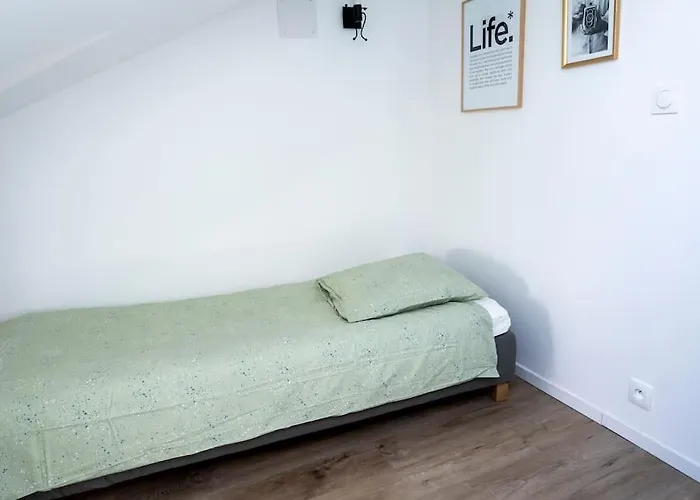 Lejlighed Triplex De Qualite, Quartier Calme